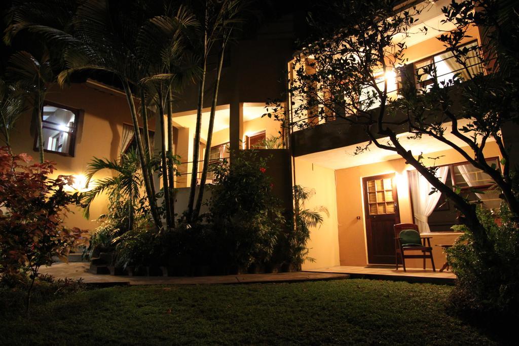 Hornbill House Bed and Breakfast Mtubatuba Exteriör bild
